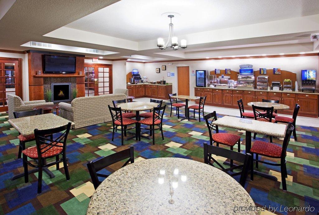 Holiday Inn Express And Suites Lafayette East By Ihg Extérieur photo